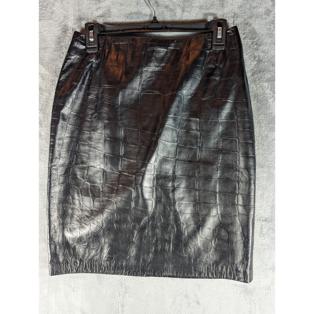 id. COLLECTION Women's Size 4 Black Genuine Leather Mock Croc Embossed Skirt
